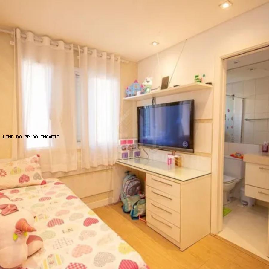 Apartamento à venda com 3 quartos, 148m² - Foto 17