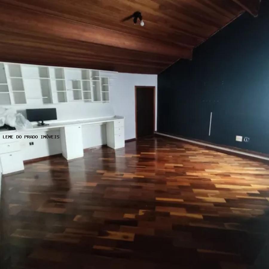 Sobrado para alugar com 3 quartos, 297m² - Foto 6