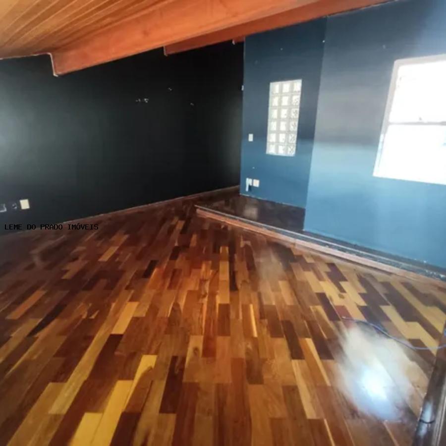 Sobrado para alugar com 3 quartos, 297m² - Foto 8