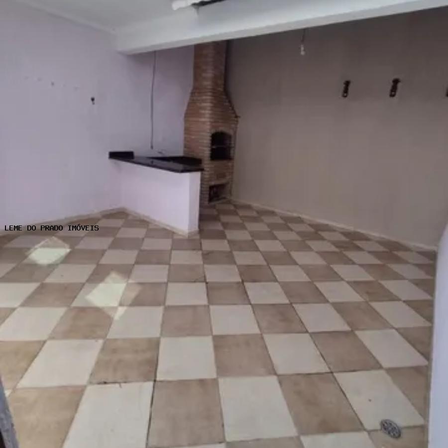 Sobrado para alugar com 3 quartos, 297m² - Foto 18