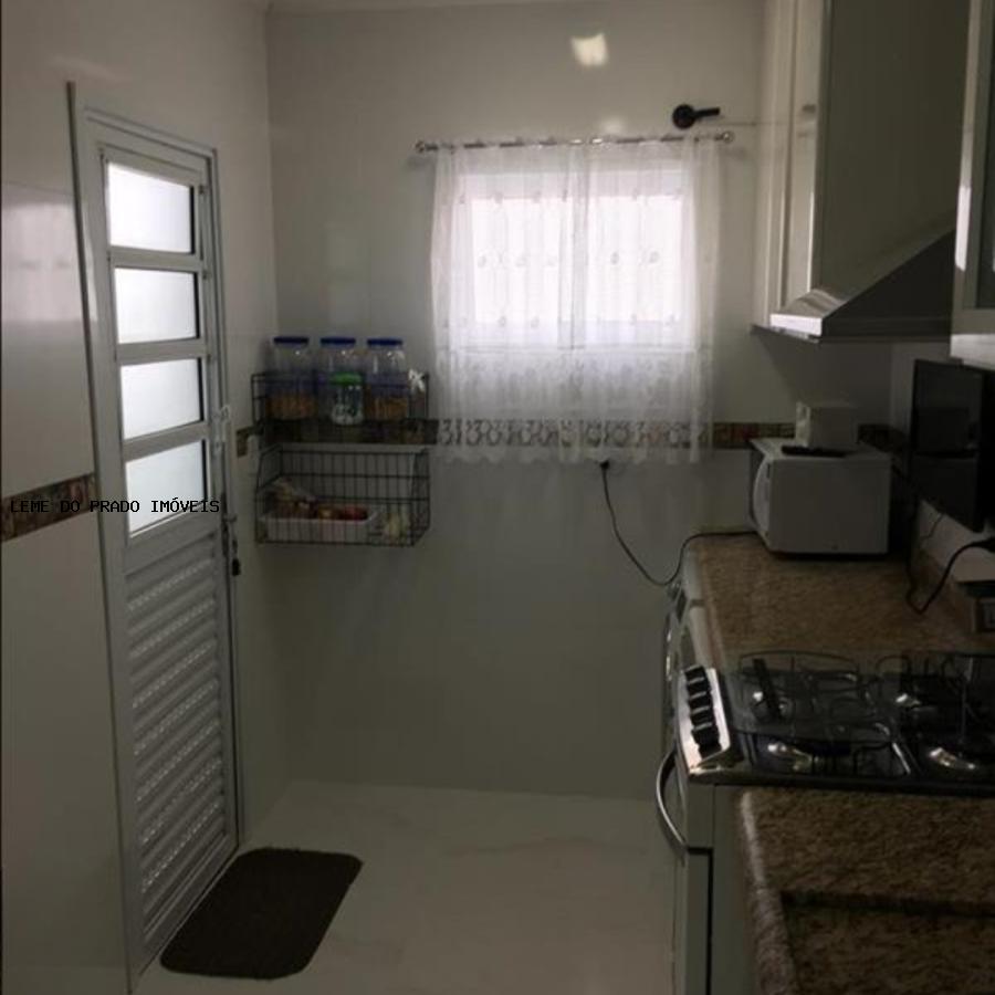 Apartamento à venda com 3 quartos, 70m² - Foto 10