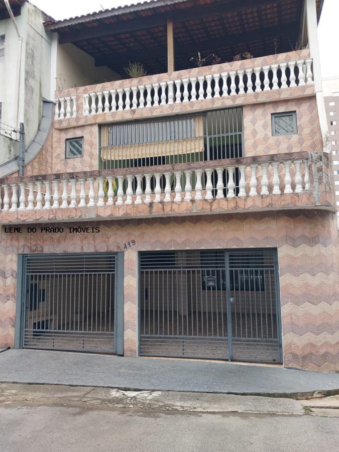 Sobrado à venda com 2 quartos, 212m² - Foto 2