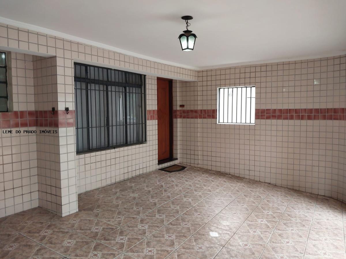 Sobrado à venda com 2 quartos, 212m² - Foto 7