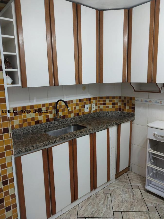 Sobrado à venda com 2 quartos, 212m² - Foto 19