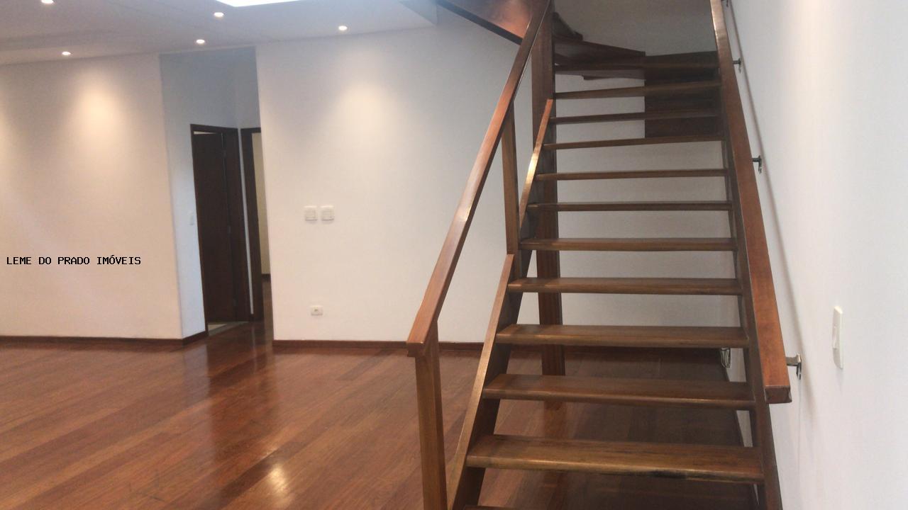 Sobrado à venda com 3 quartos, 480m² - Foto 27