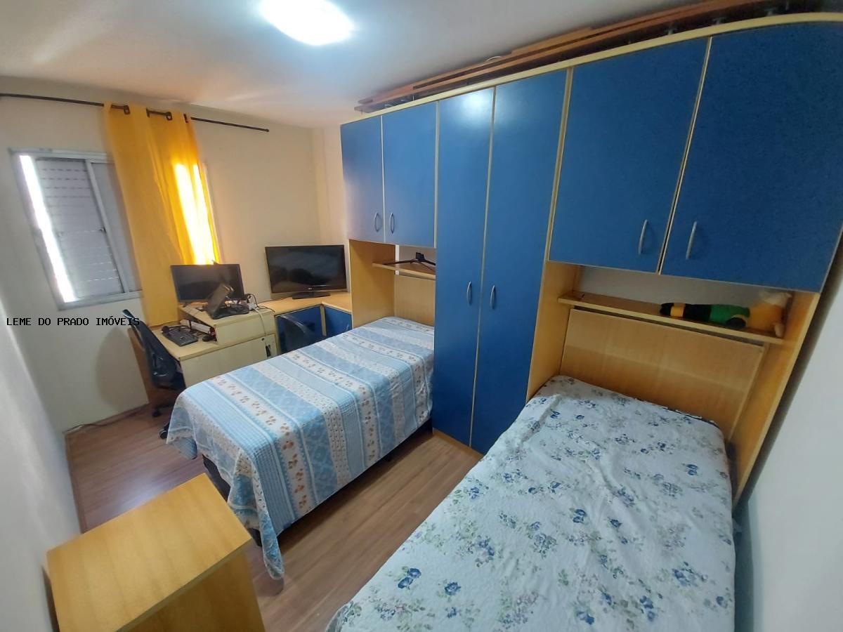 Apartamento à venda com 2 quartos, 55m² - Foto 18