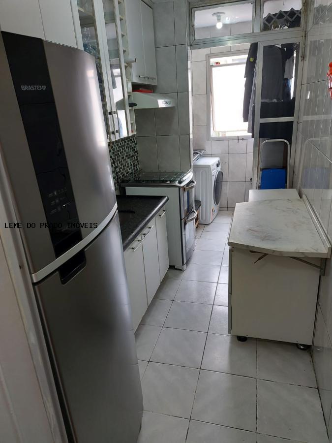 Apartamento à venda com 2 quartos, 55m² - Foto 19