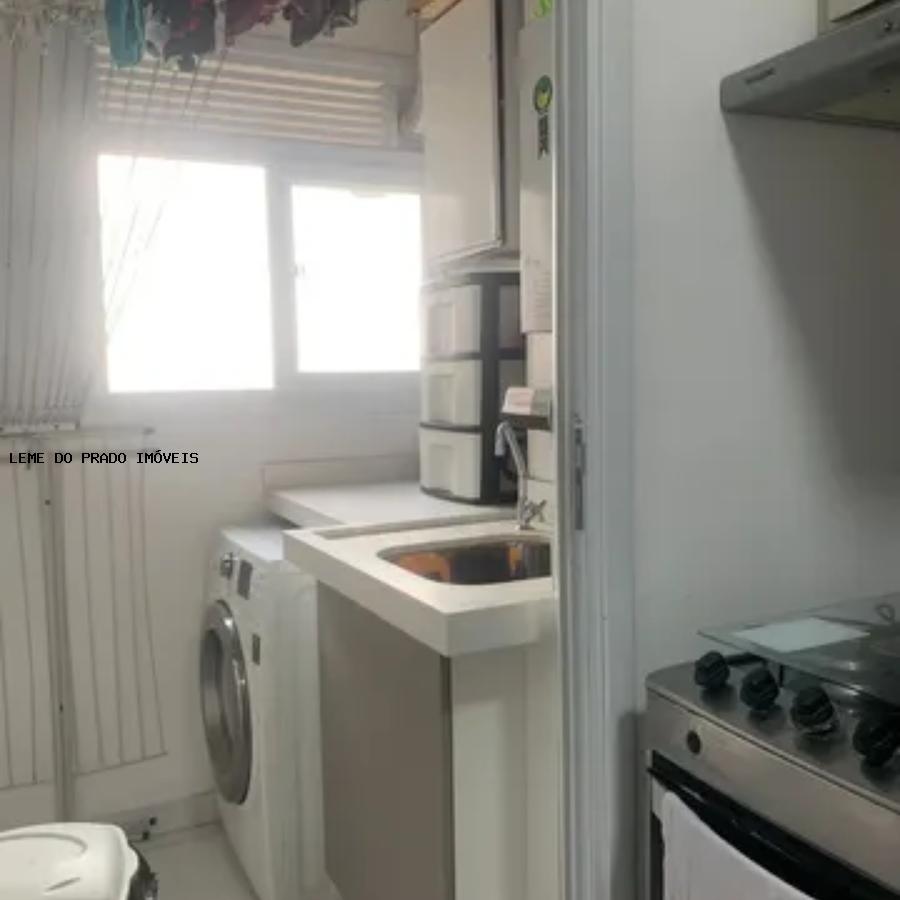 Apartamento à venda com 2 quartos, 70m² - Foto 5