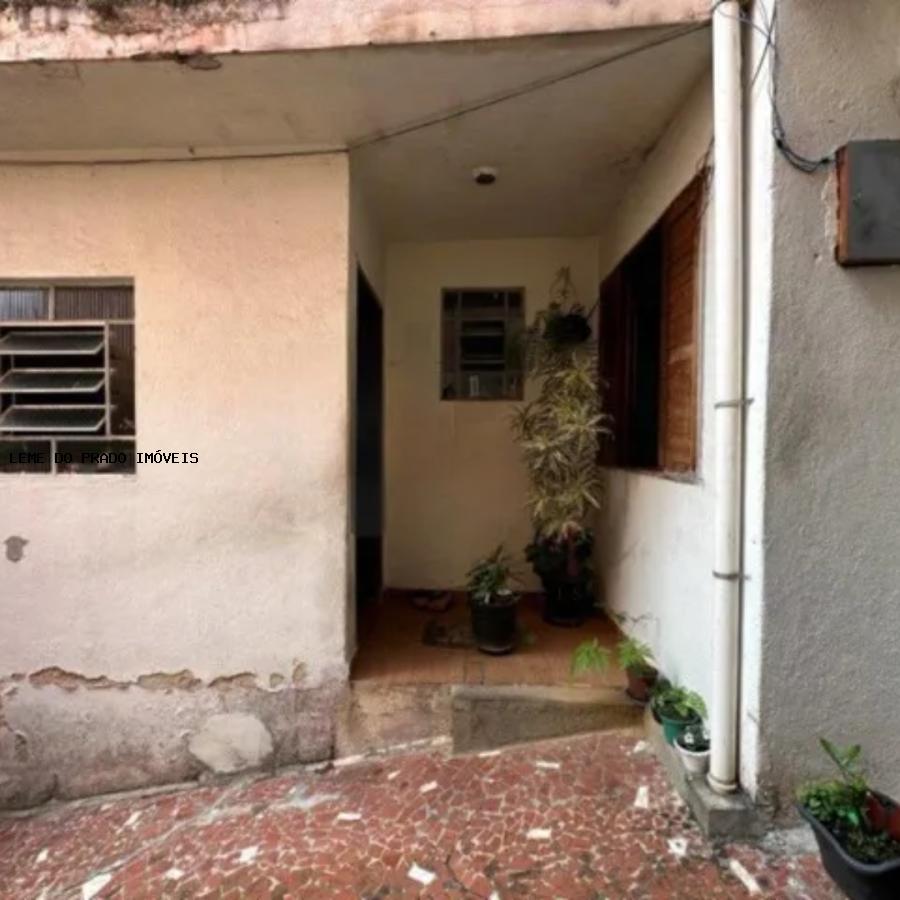 Sobrado à venda com 3 quartos, 256m² - Foto 4