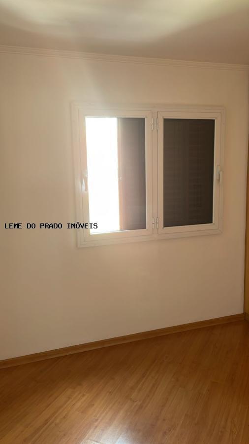 Apartamento à venda com 2 quartos, 55m² - Foto 12