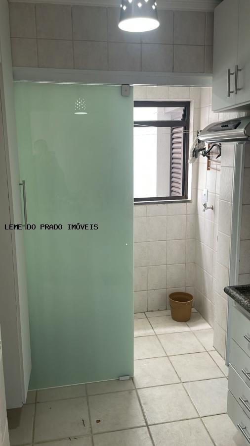 Apartamento à venda com 2 quartos, 55m² - Foto 15