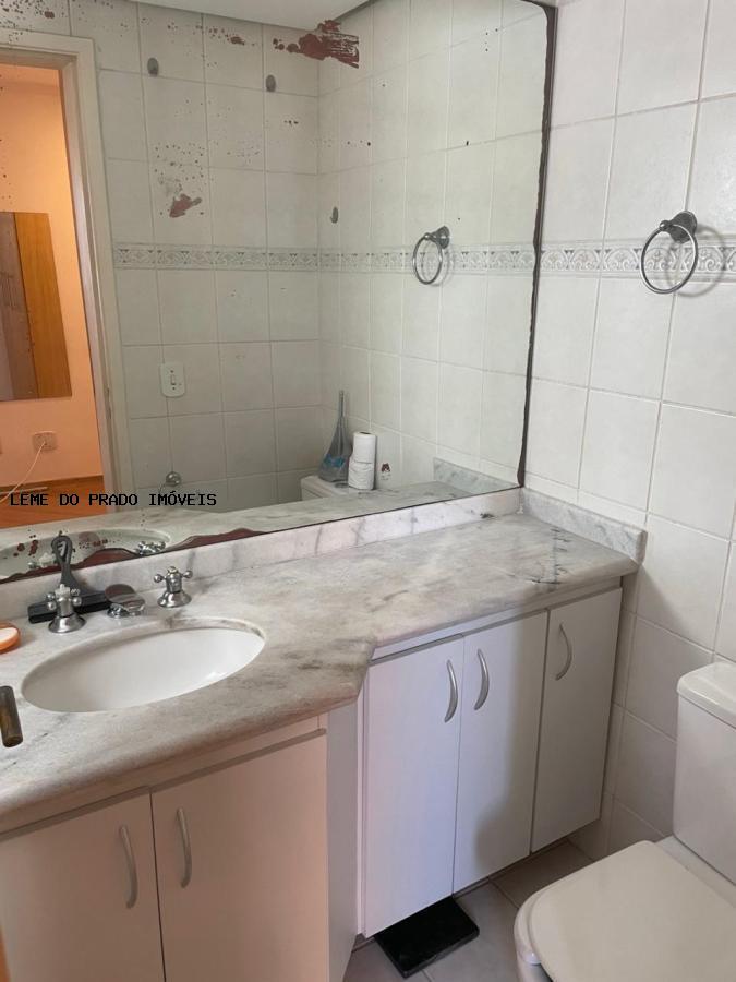 Apartamento à venda com 2 quartos, 55m² - Foto 17