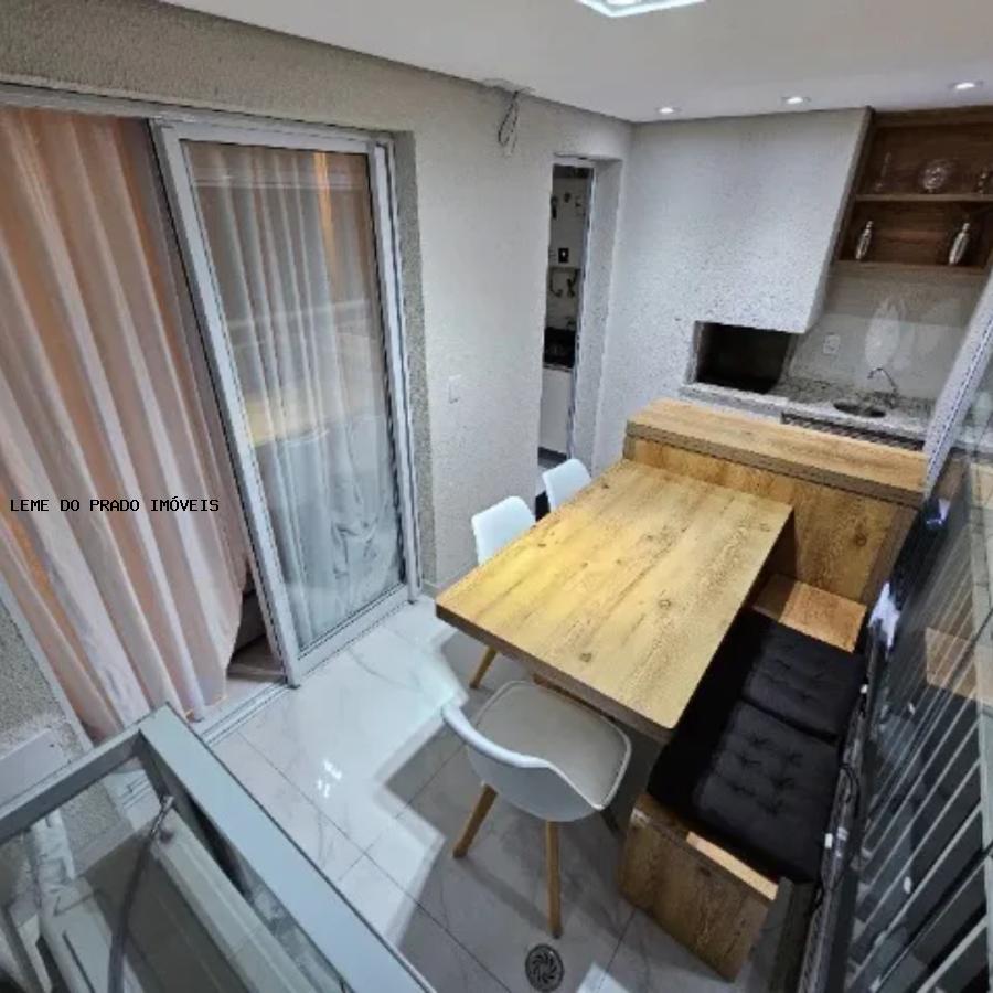 Apartamento à venda com 3 quartos, 87m² - Foto 4