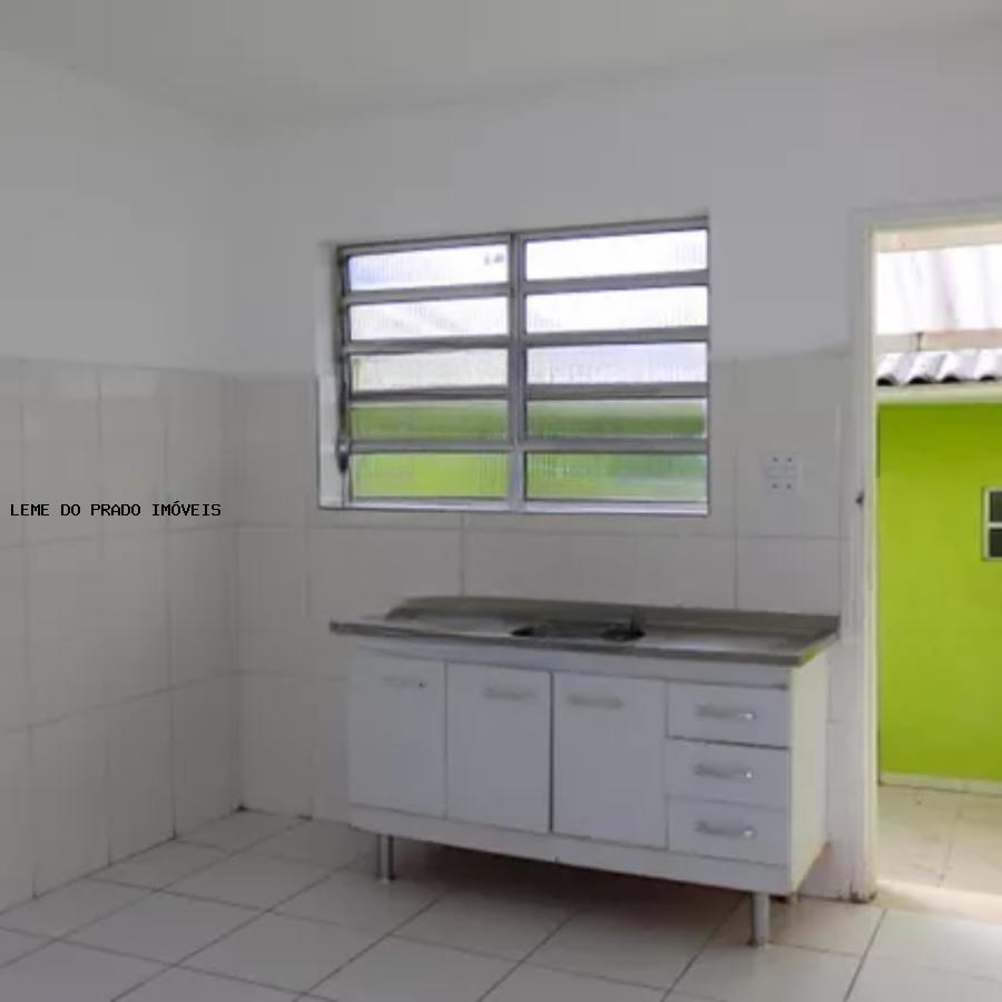 Sobrado à venda com 2 quartos, 100m² - Foto 3