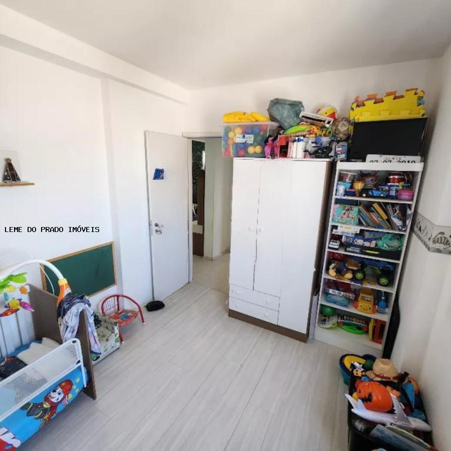 Apartamento à venda com 2 quartos, 70m² - Foto 5