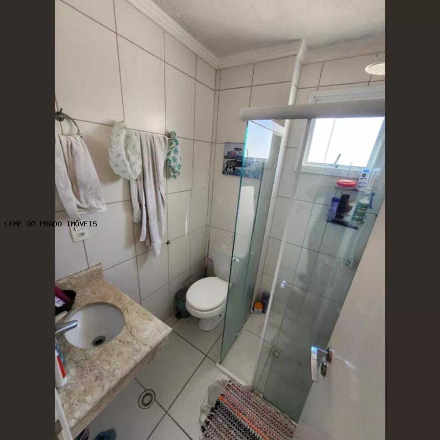 Apartamento à venda com 2 quartos, 70m² - Foto 7