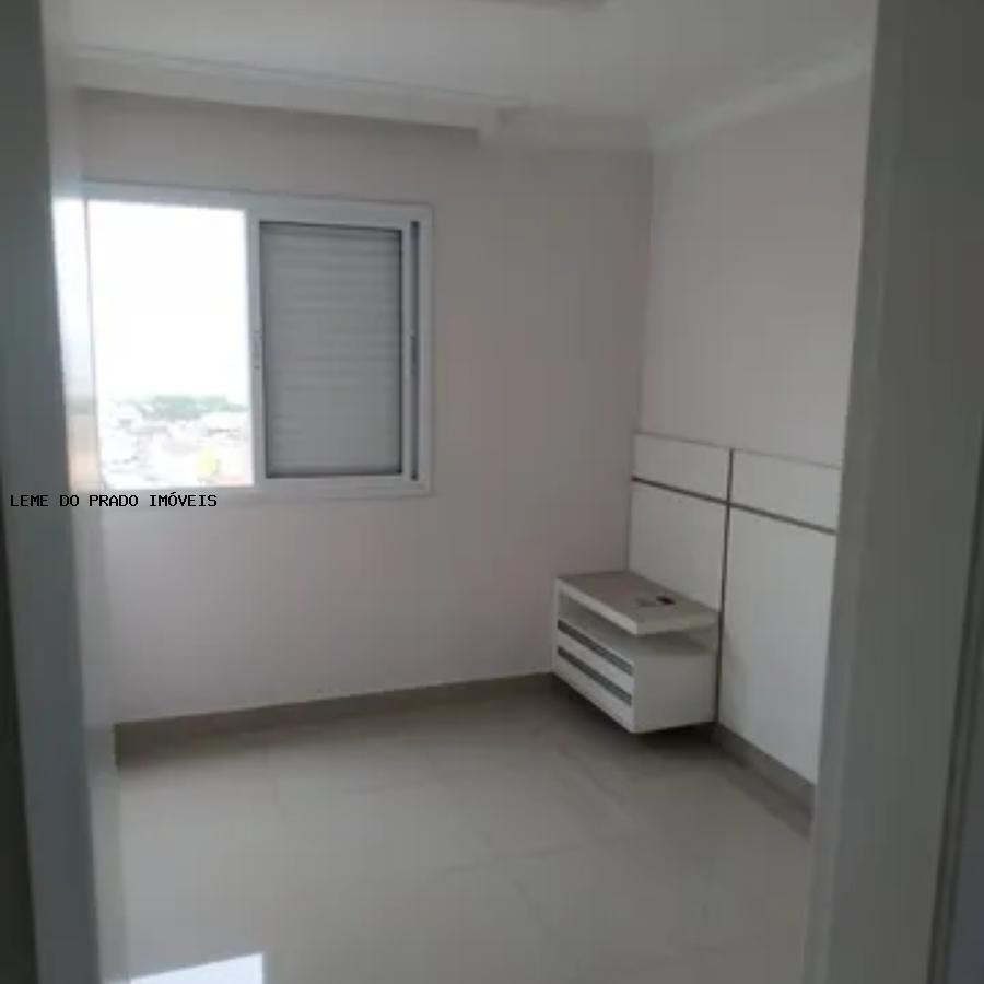 Apartamento à venda com 3 quartos, 60m² - Foto 8