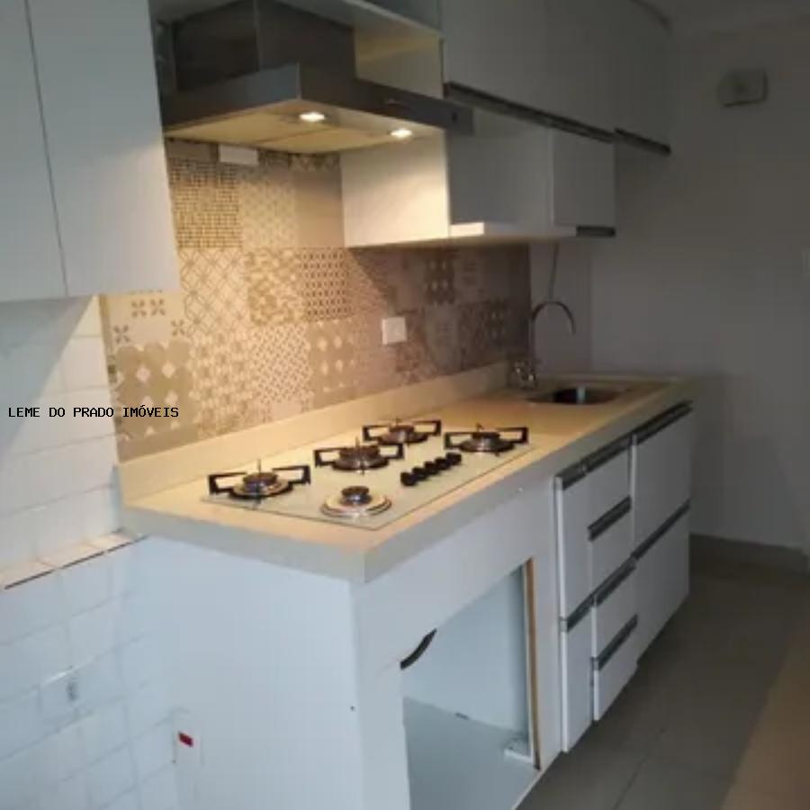 Apartamento à venda com 3 quartos, 60m² - Foto 4