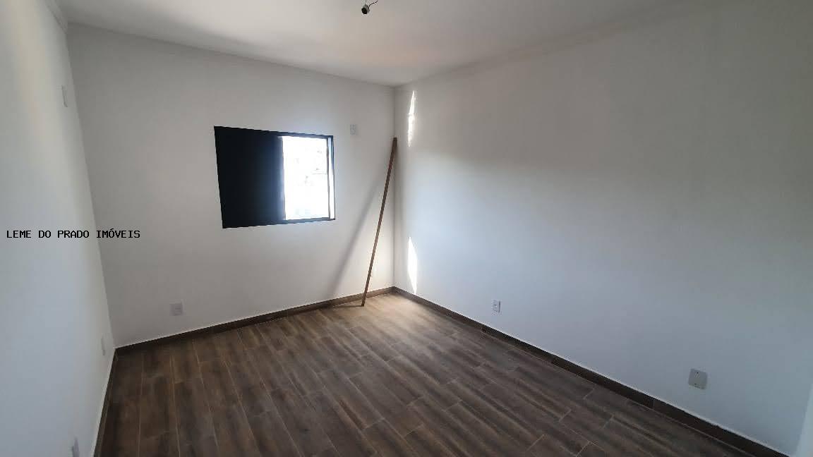 Sobrado à venda com 2 quartos, 130m² - Foto 10