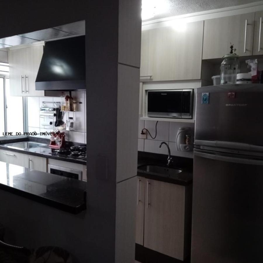 Apartamento à venda com 2 quartos, 75m² - Foto 8