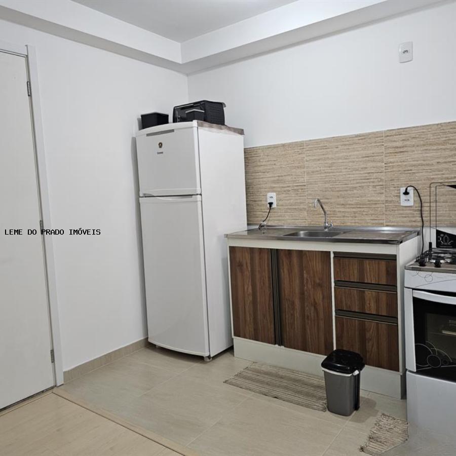 Apartamento à venda com 2 quartos, 40m² - Foto 3