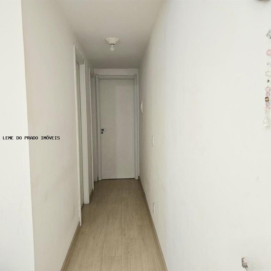 Apartamento à venda com 2 quartos, 40m² - Foto 8