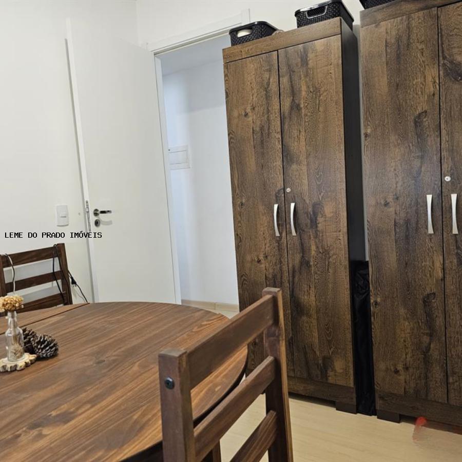 Apartamento à venda com 2 quartos, 40m² - Foto 10