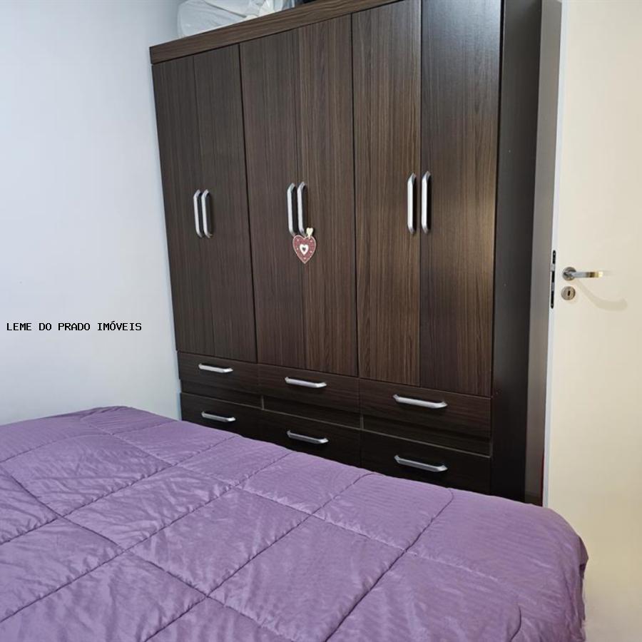 Apartamento à venda com 2 quartos, 40m² - Foto 12