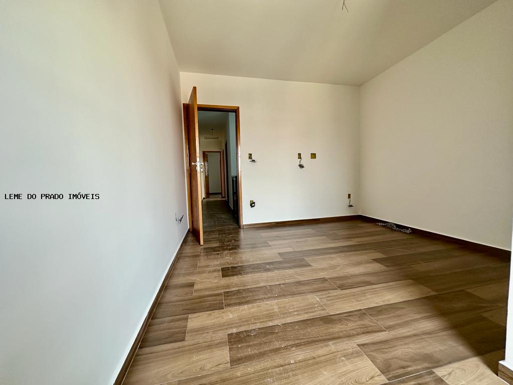 Sobrado à venda com 3 quartos, 110m² - Foto 15