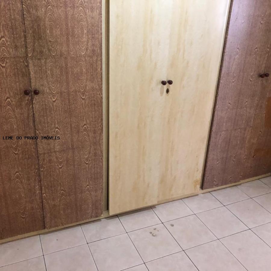 Apartamento à venda com 3 quartos, 140m² - Foto 14