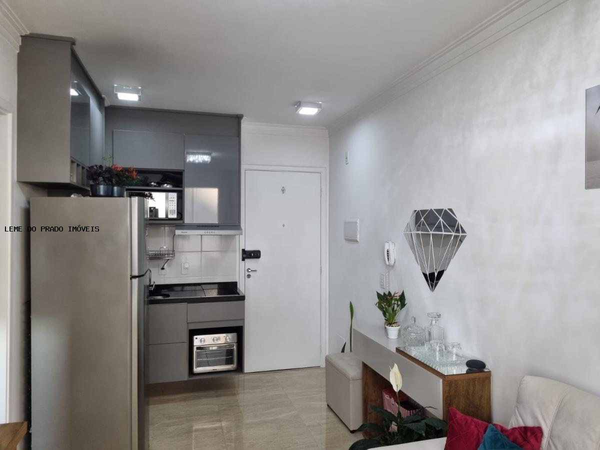 Apartamento à venda com 1 quarto, 34m² - Foto 18