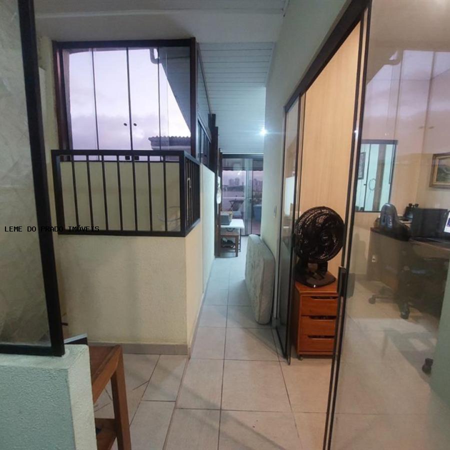 Cobertura à venda com 2 quartos, 136m² - Foto 12