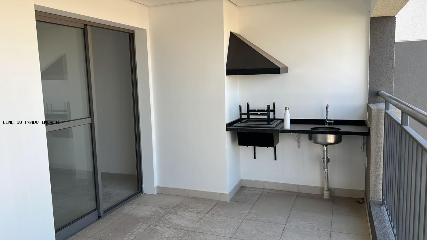 Apartamento à venda com 3 quartos, 89m² - Foto 2