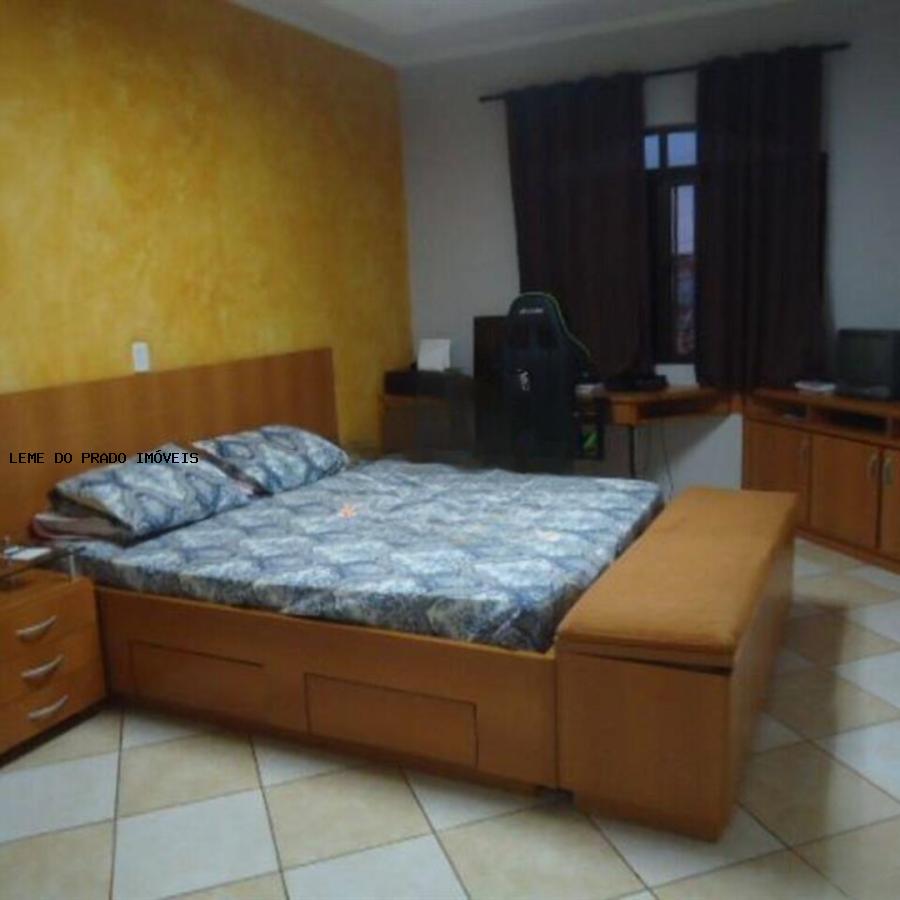 Sobrado à venda com 2 quartos, 196m² - Foto 7