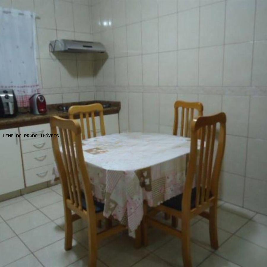 Sobrado à venda com 2 quartos, 196m² - Foto 15