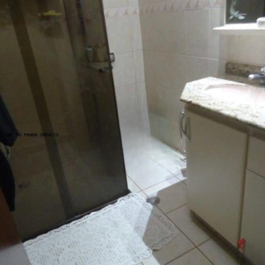 Sobrado à venda com 2 quartos, 196m² - Foto 20