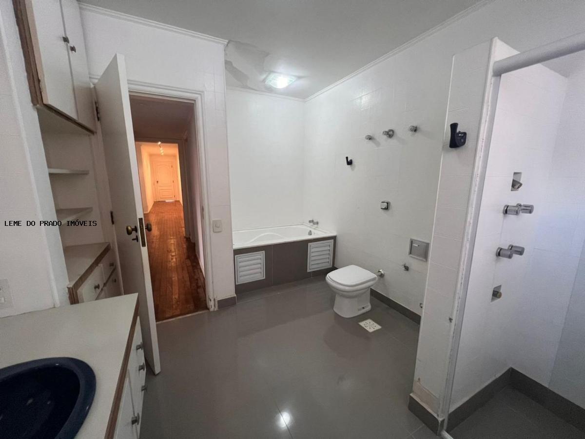 Apartamento à venda com 3 quartos, 294m² - Foto 9