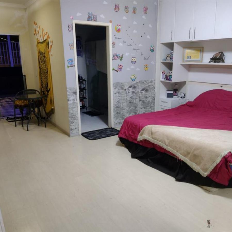 Sobrado à venda com 3 quartos, 150m² - Foto 10