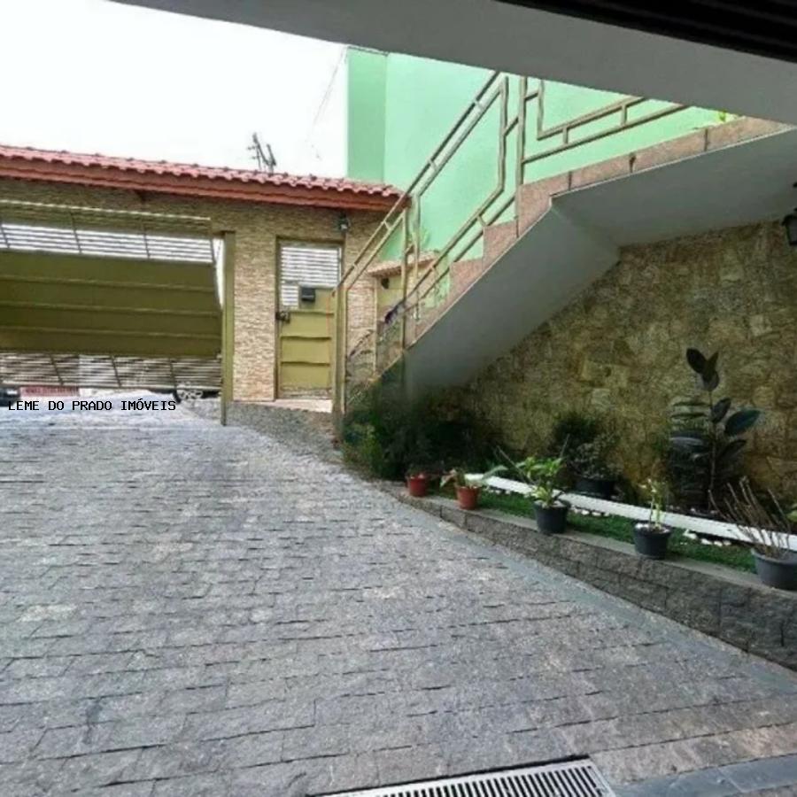 Sobrado à venda com 3 quartos, 150m² - Foto 3