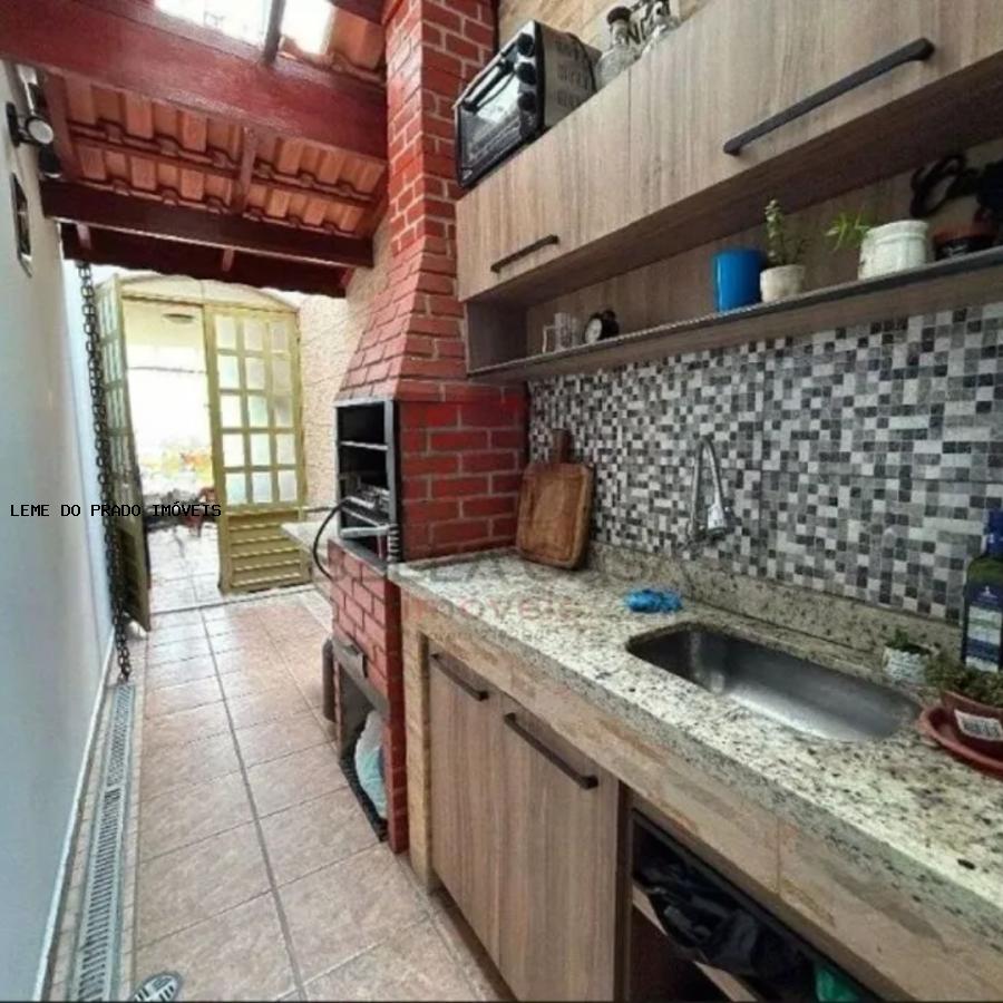 Sobrado à venda com 3 quartos, 150m² - Foto 6