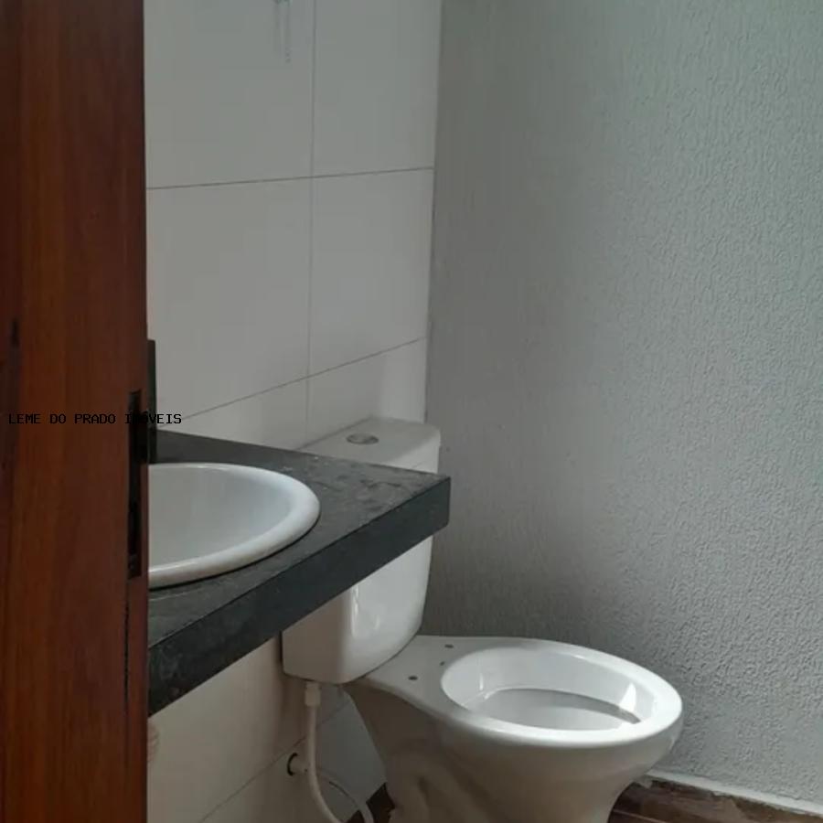 Sobrado à venda com 2 quartos, 140m² - Foto 5