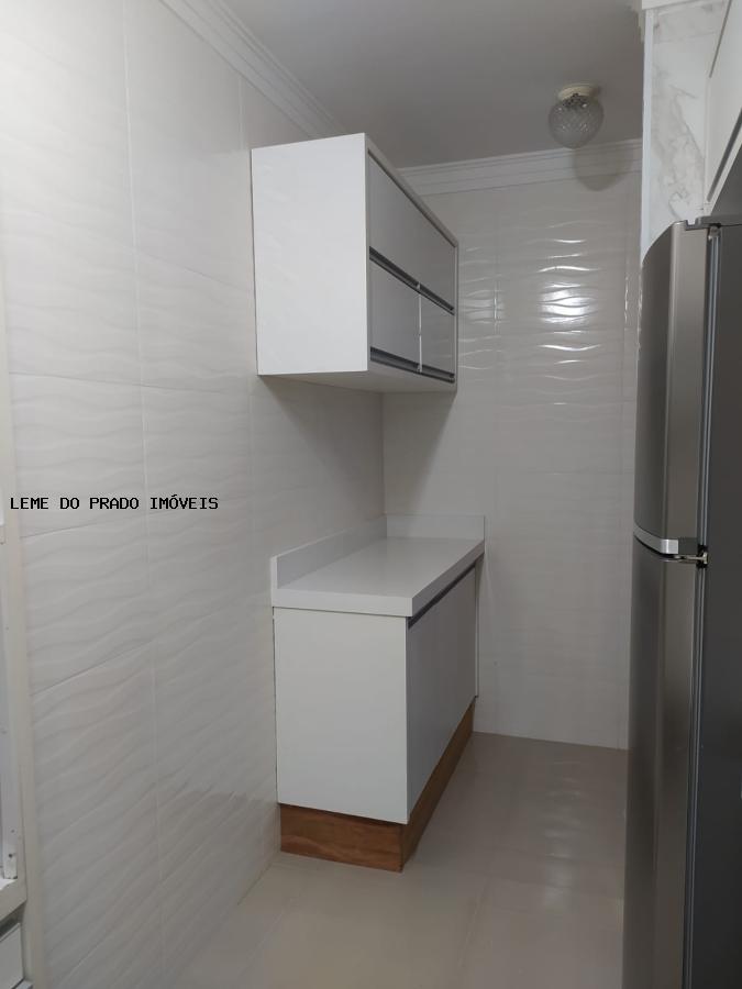 Apartamento à venda com 3 quartos, 70m² - Foto 7