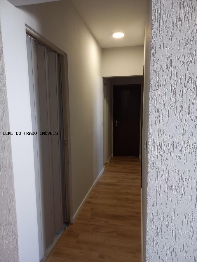 Apartamento à venda com 2 quartos, 70m² - Foto 15