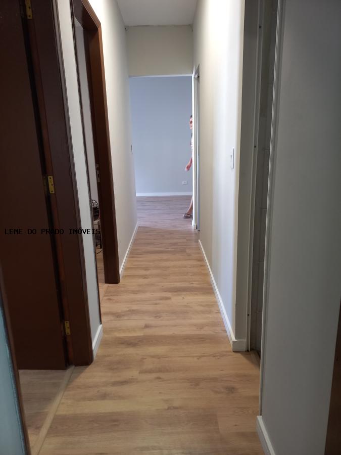 Apartamento à venda com 2 quartos, 70m² - Foto 17