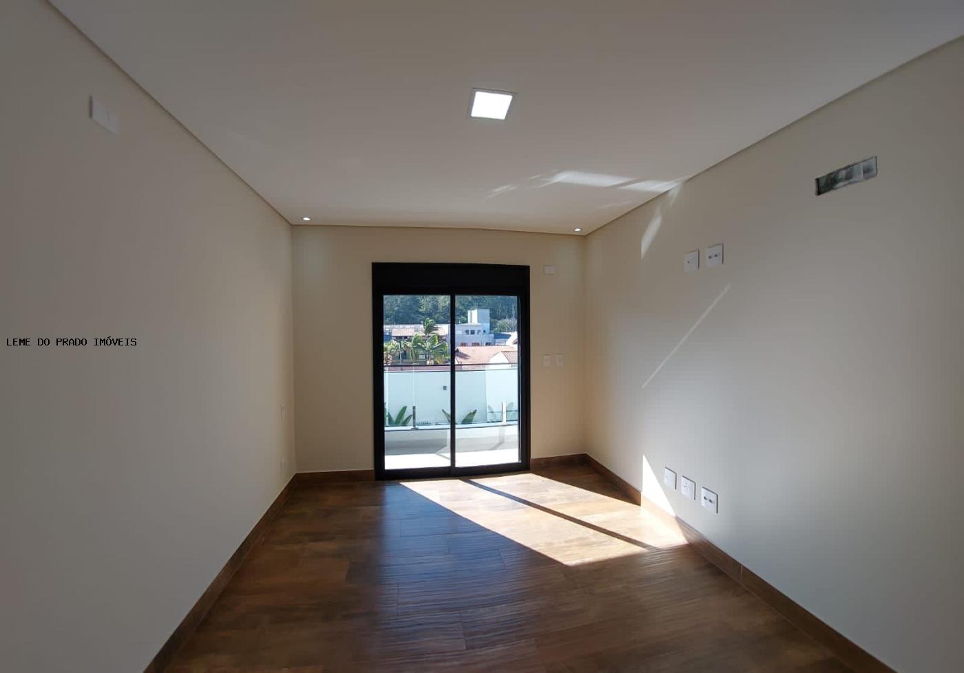 Sobrado à venda com 4 quartos, 360m² - Foto 17