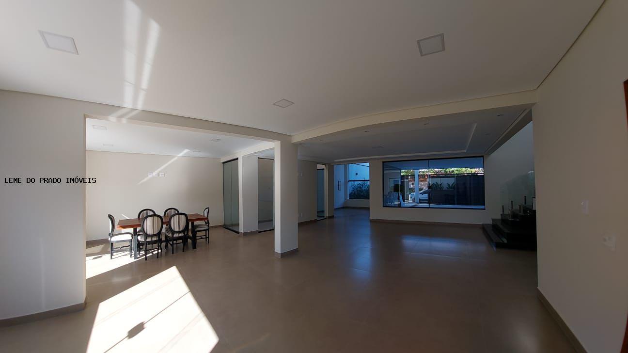 Sobrado à venda com 4 quartos, 360m² - Foto 35