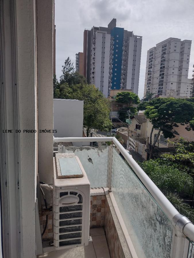 Apartamento à venda com 3 quartos, 108m² - Foto 3