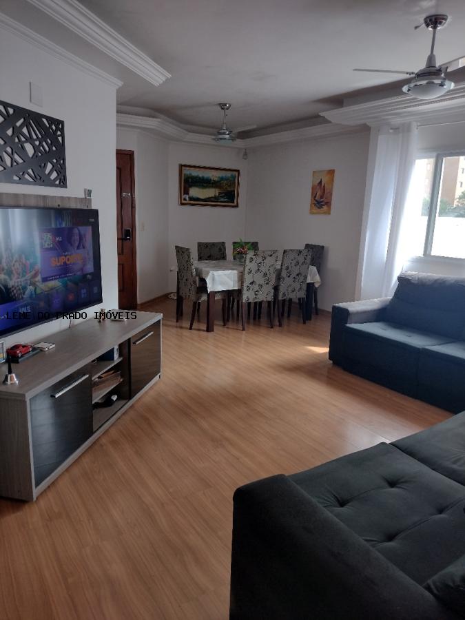 Apartamento à venda com 3 quartos, 108m² - Foto 1