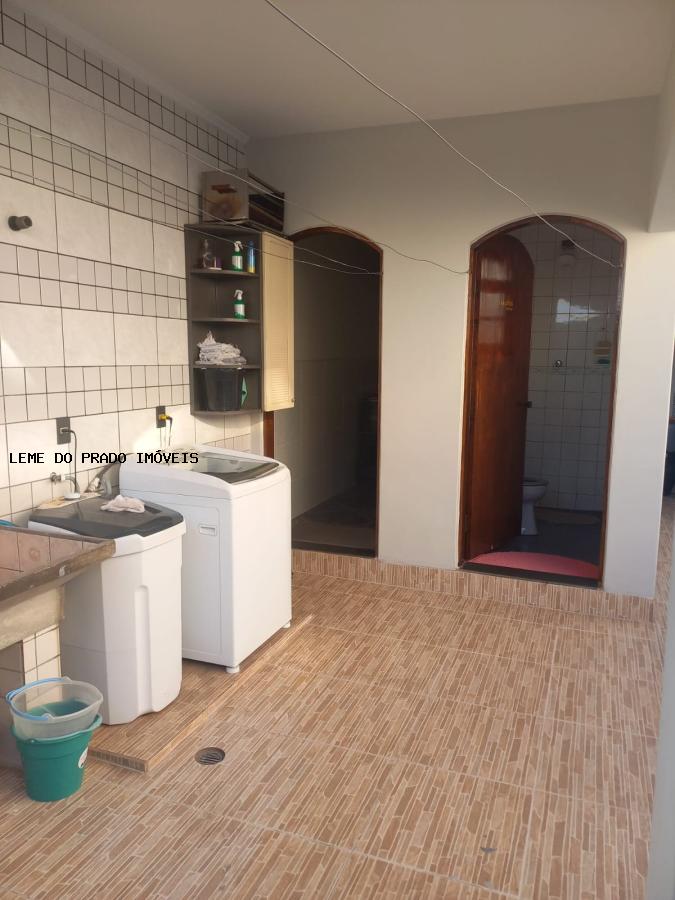 Sobrado à venda com 3 quartos, 326m² - Foto 8