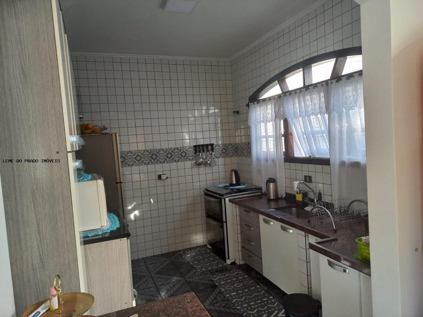 Sobrado à venda com 3 quartos, 326m² - Foto 24